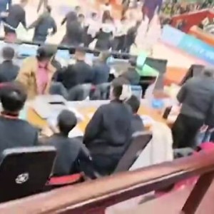 v体育官网入口- 争议判罚引发赛后舆论热议不断发酵  