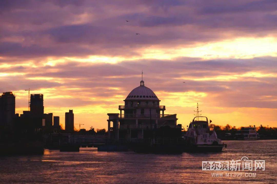 杜塞尔多夫逆袭成功逃离降级区  